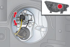 - Retirez le couvercle de protection en tirant sur la languette.